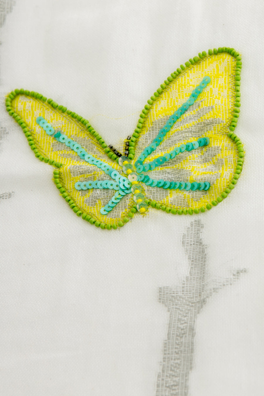 #カラー-蝶々の舞
#COLOR-SoaringButterflies